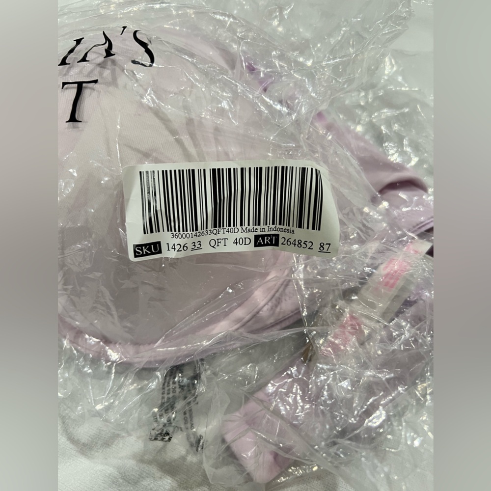 PINK VS Victoria Secret bra purple t-shirt wear everywhere lightly lined 40D - Picture 7 of 7